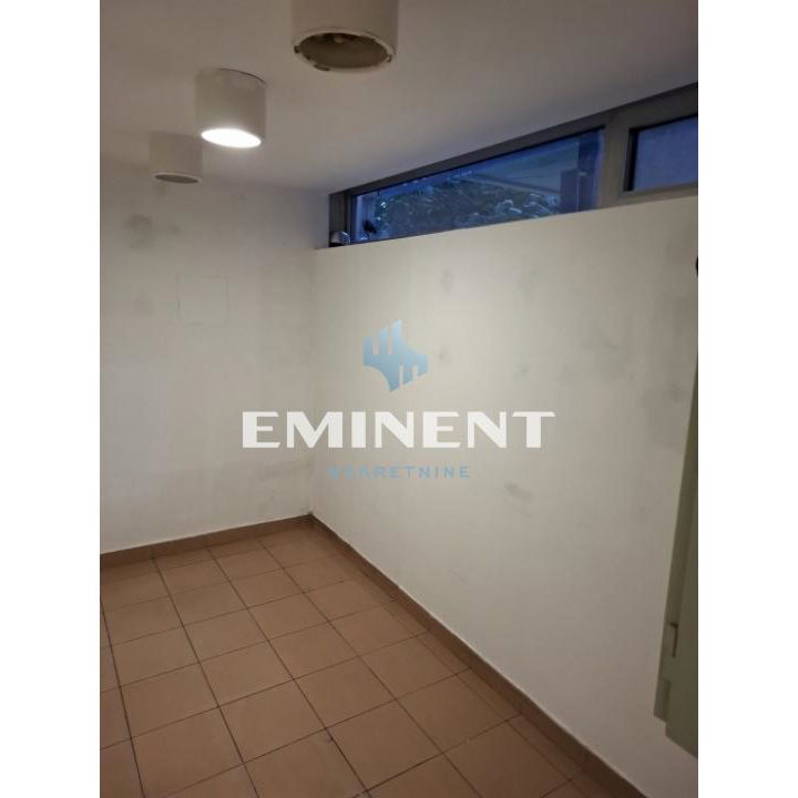Lokal Izdavanje Pančevo  130 m2