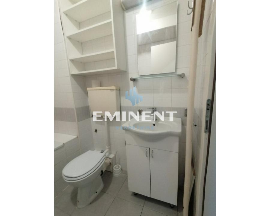 Stan Izdavanje Beograd Blok 72 53 m2