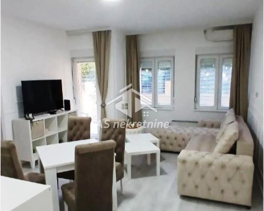Trosoban stan za izdavanje, Trošarina, Beograd, 61m², 650 €/mes