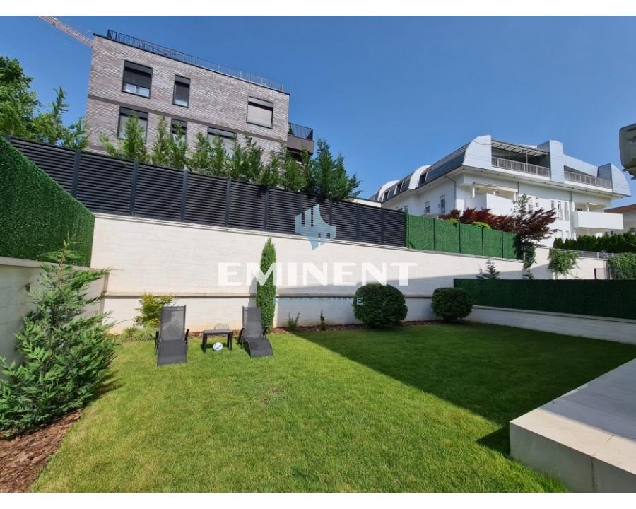 Višesoban stan na prodaju, Dedinje, Beograd, 220m², 950.000 €
