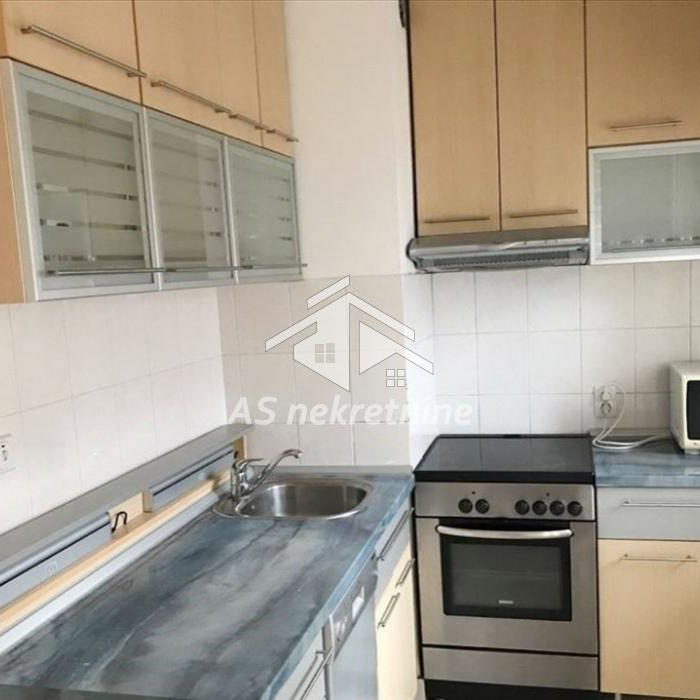 Trosoban stan za izdavanje, Blok 25 – Arena, Beograd, 80m², 900 €/mes