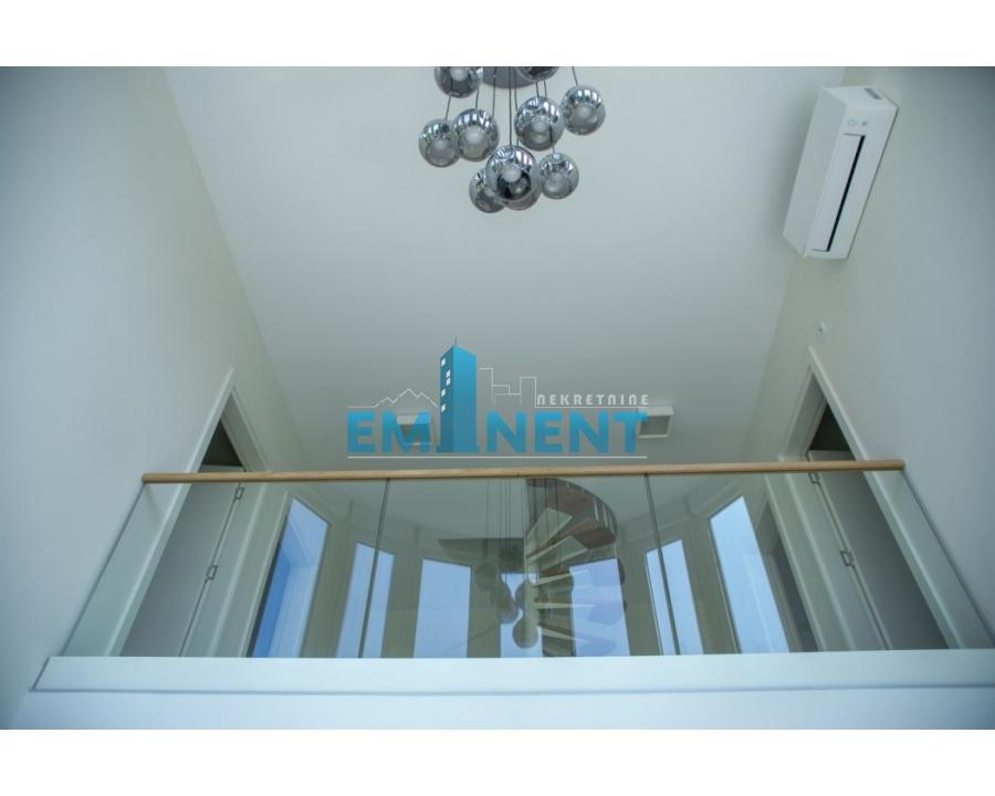 izdavanje-kuca-beograd-5ARhRQiX3O Kuća na prodaju, Banovo Brdo, Beograd, 260m², 1.200.000 €