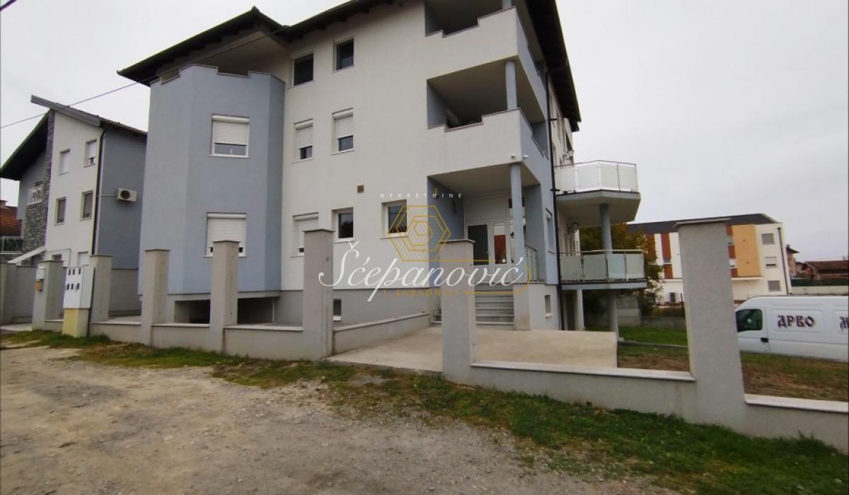 Kuća na prodaju, Veternik, Novi Sad, 795m², 1.050.000 €