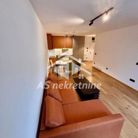 Stan Izdavanje Beograd Hala Pionir 60 m2