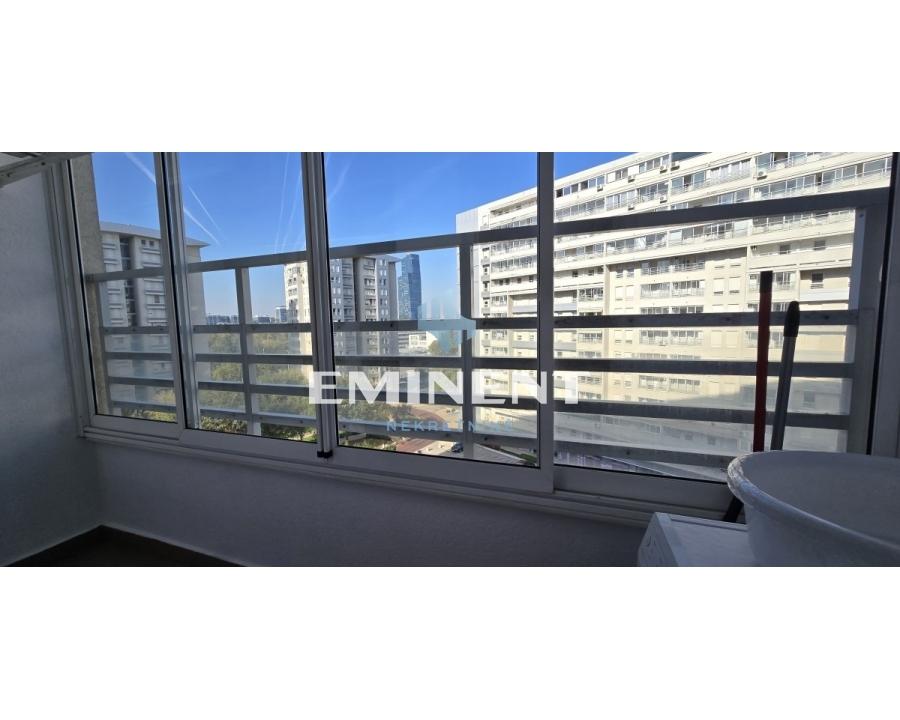 Trosoban stan za izdavanje, Blok 67 – Belville, Beograd, 100m², 1.300 €/mes