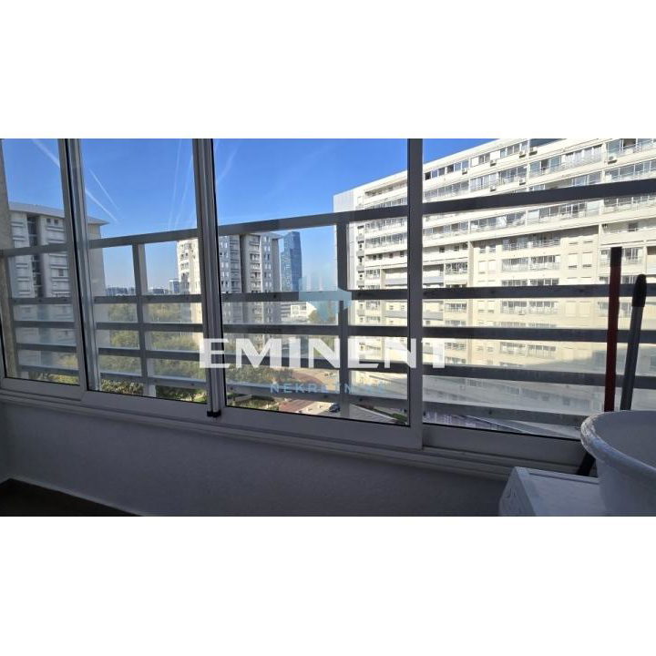 Trosoban stan za izdavanje, Blok 67 – Belville, Beograd, 100m², 1.300 €/mes