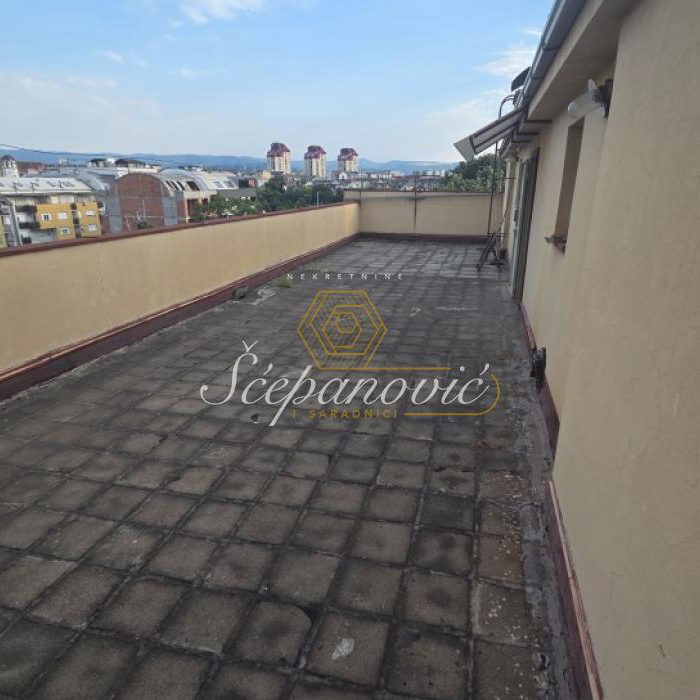 Stan Prodaja Novi Sad  22 m2