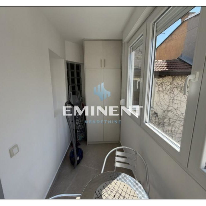 Dvosoban stan za izdavanje, Hram Svetog Save, Beograd, 54m², 850 €/mes