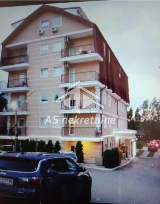 Trosoban stan za izdavanje, Trošarina, Beograd, 61m², 650 €/mes