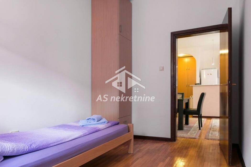 Stan Izdavanje Beograd Đeram Pijaca 46 m2