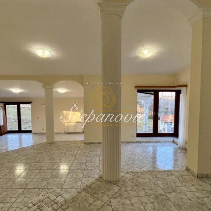 Kuća Prodaja Novi Sad Popovica 268 m2