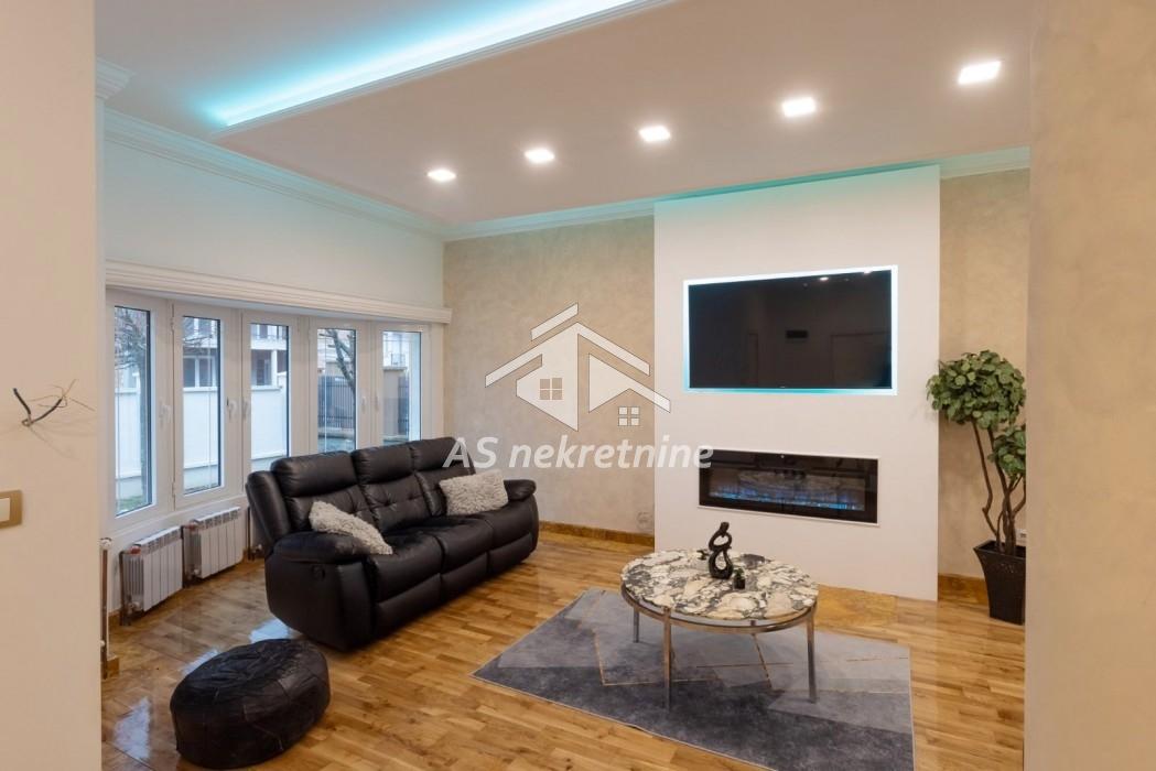 Kuća Izdavanje Beograd Jajinci 417 m2