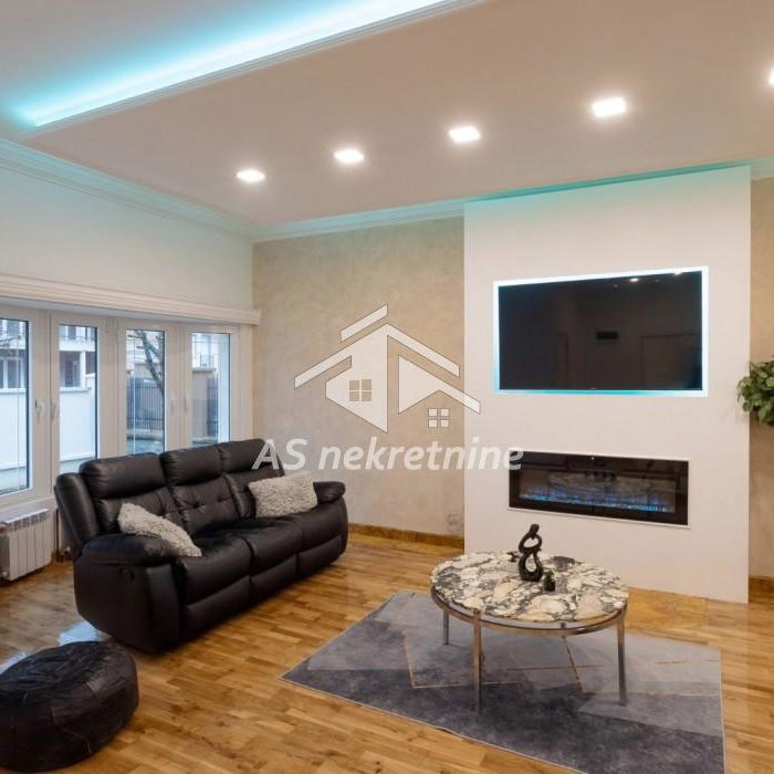 Kuća Izdavanje Beograd Jajinci 417 m2