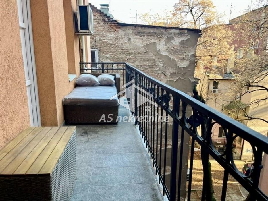 izdavanje-kuca-beograd-IzrDmLW5ZS Četvorosoban stan za izdavanje, Atelje 212, Beograd, 110m², 2.000 €/mes