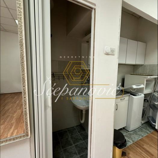 Lokal Prodaja Novi Sad  25 m2