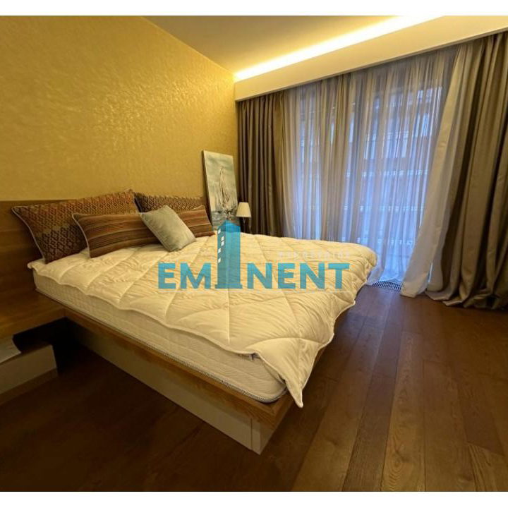 Stan Izdavanje Beograd Blok 65 90 m2