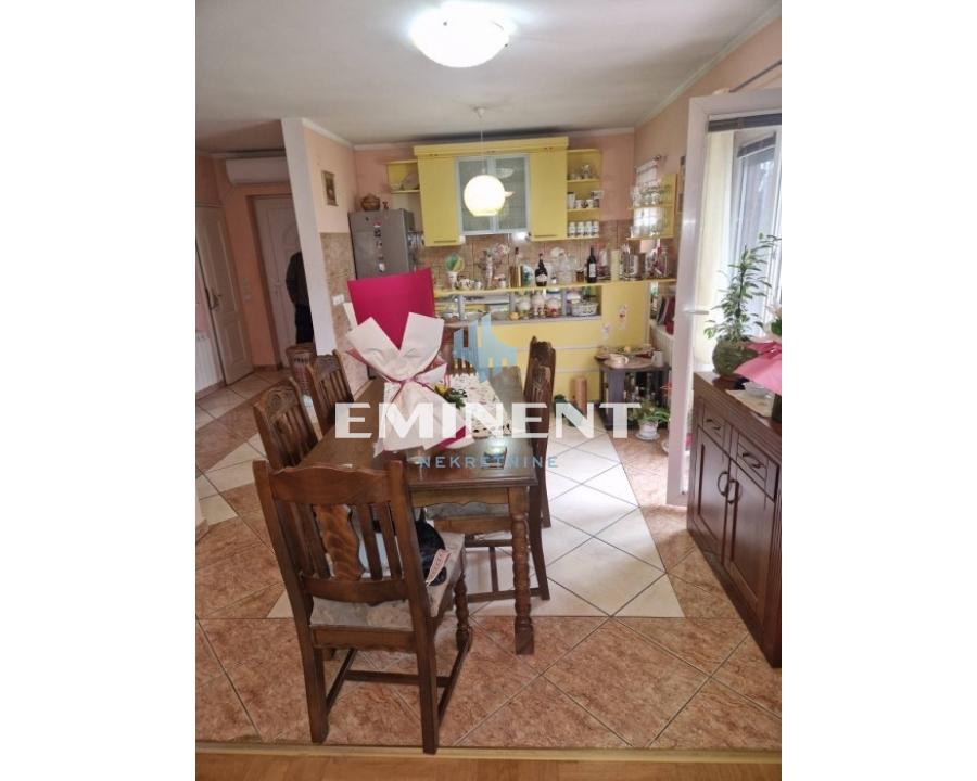 Kuća na prodaju, Altina, Beograd, 219m², 350.000 €