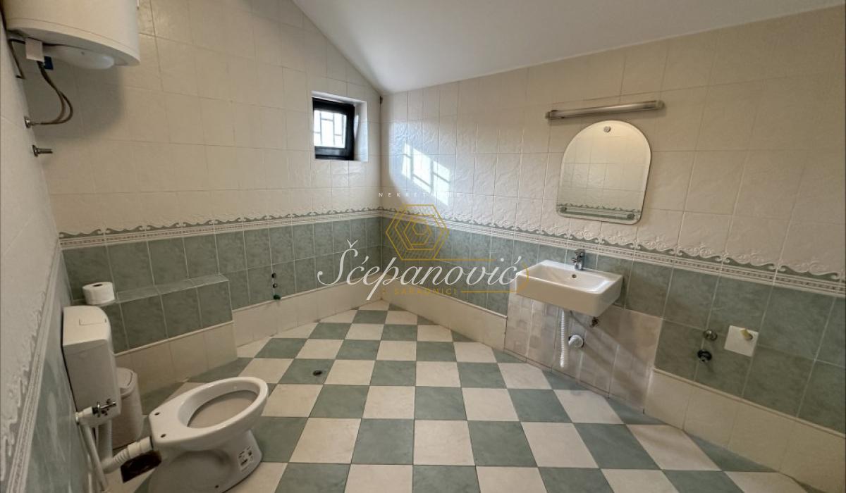 izdavanje-kuca-beograd-R7cbcAXxXk Kuća za izdavanje, Centar, Novi Sad, 281m², 2.000 €/mes