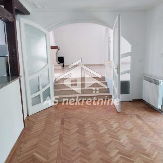 Kuća Izdavanje Beograd Neimar 260 m2