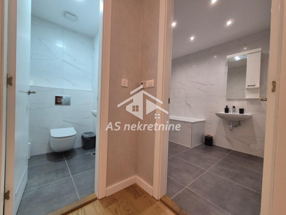 izdavanje-kuca-beograd-SU5VNLNydi Trosoban stan za izdavanje, Trošarina, Beograd, 95m², 1.200 €/mes