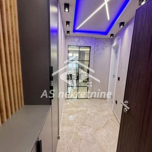 Trosoban stan za izdavanje, Žarkovo, Beograd, 60m², 900 €/mes