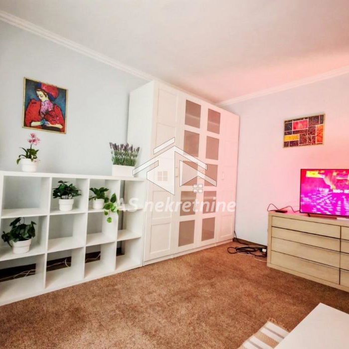 Stan Izdavanje Beograd Slavija 44 m2