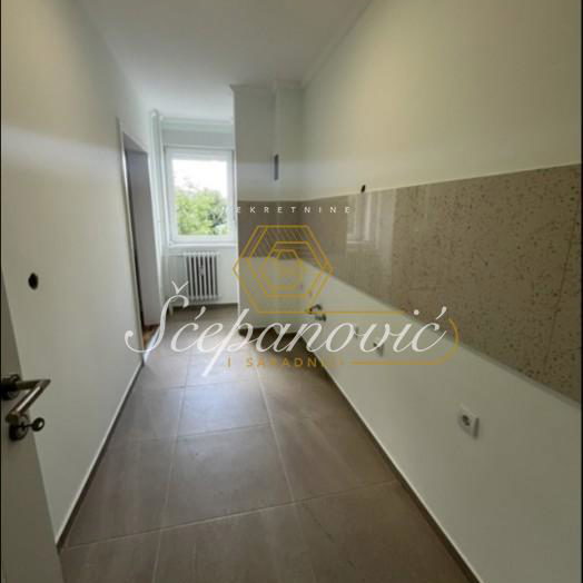 Stan Prodaja Novi Sad Cara Dušana 47 m2