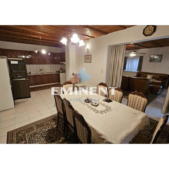 Kuća na prodaju, Kaluđerica, Beograd, 315m², 320.000 €