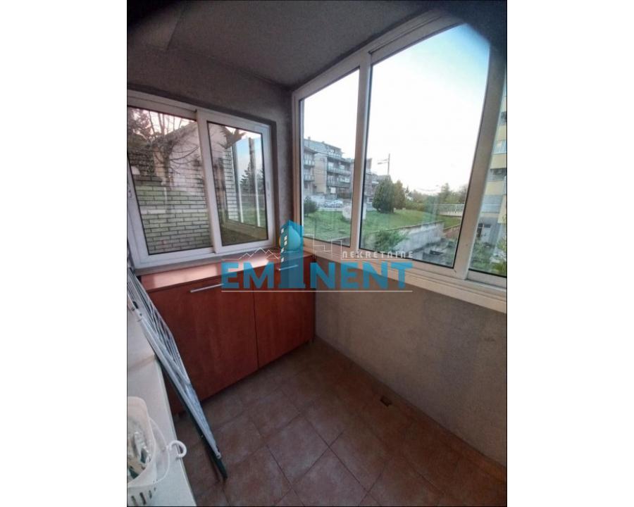 Trosoban stan za izdavanje, Voždovačka Crkva, Beograd, 53m², 800 €/mes