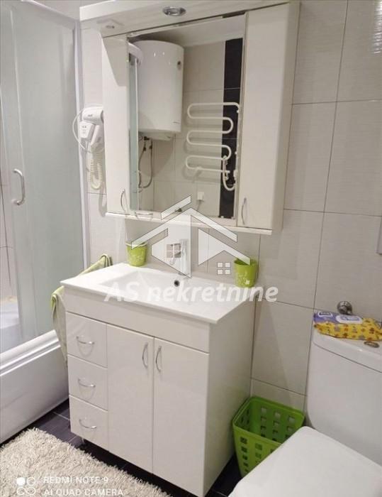 izdavanje-kuca-beograd-cAohsgMSTj Trosoban stan na prodaju, Cvetkova Pijaca, Beograd, 133m², 279.000 €