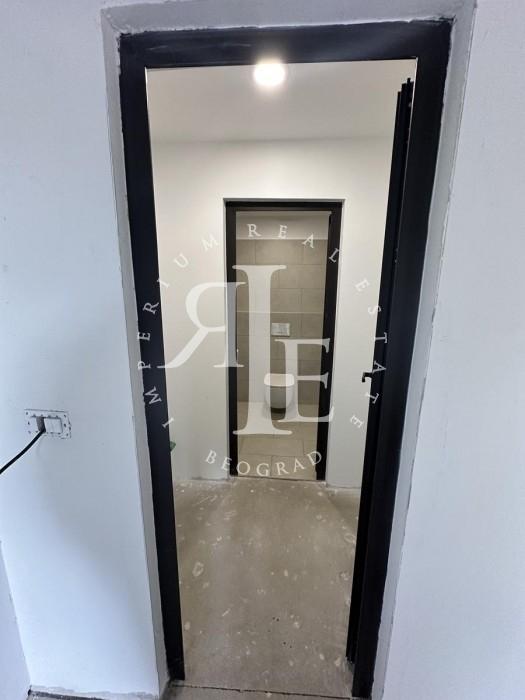 Lokal Prodaja Beograd Tošin Bunar 68 m2