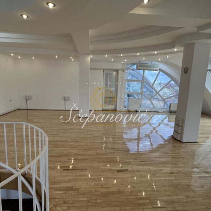 Petosoban stan na prodaju, Centar, Novi Sad, 238m², 460.000 €