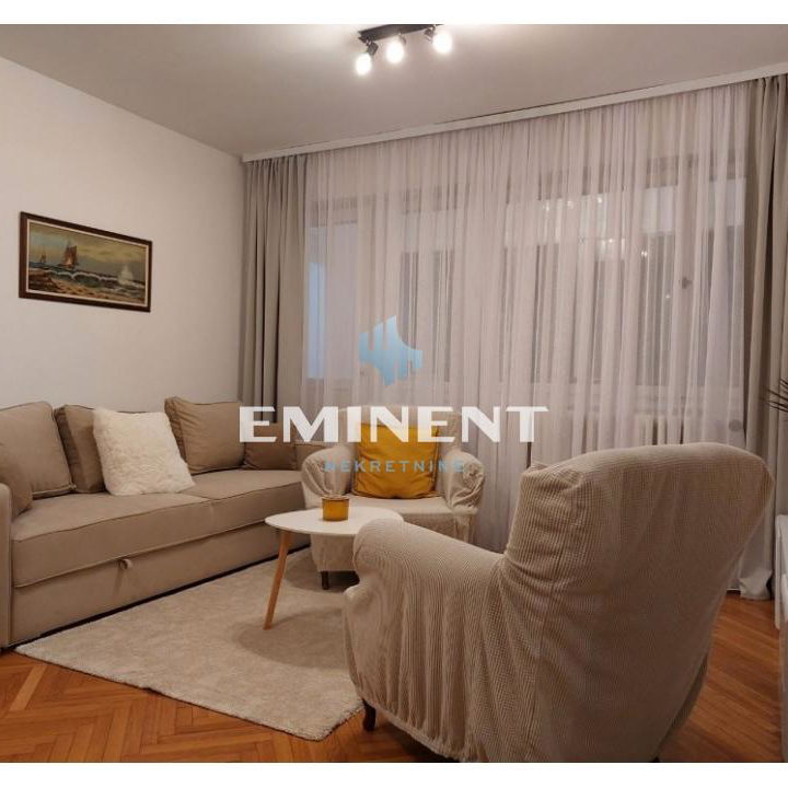 Stan Izdavanje Beograd Blok 38 40 m2