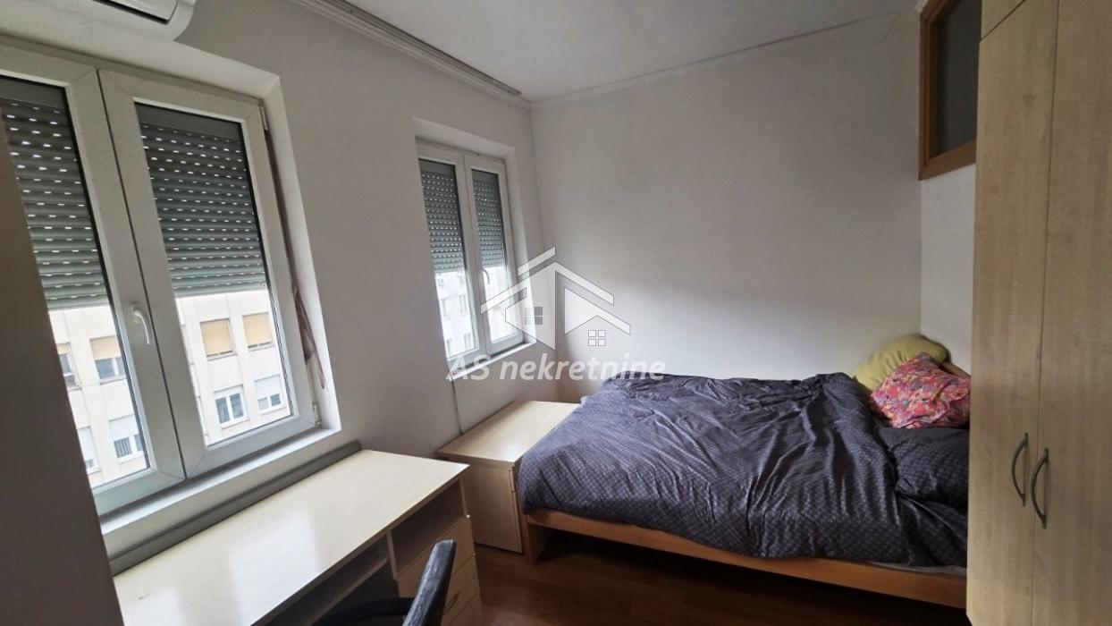 Stan Izdavanje Beograd Skupština 65 m2