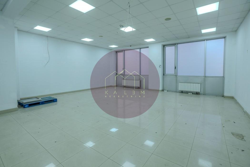 Lokal za izdavanje, Konjarnik, Beograd, 1195m², 6.500 €/mes