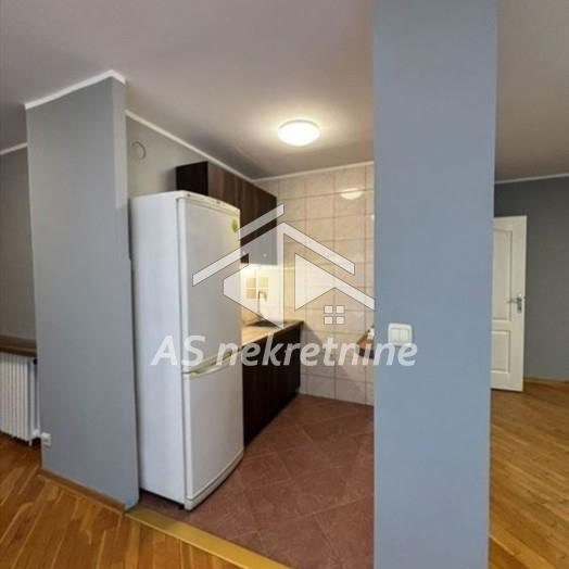 Trosoban stan za izdavanje, Blok 22, Beograd, 73m², 800 €/mes