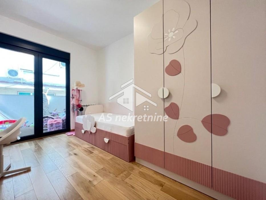 Četvorosoban stan na prodaju, Južni Bulevar, Beograd, 88m², 387.000 €