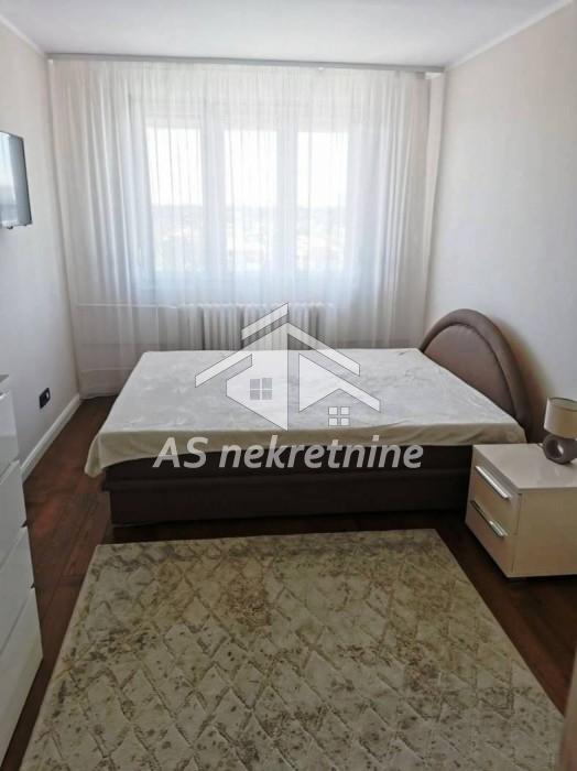 Stan Izdavanje Beograd  81 m2