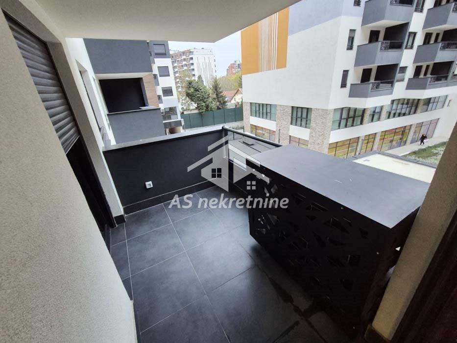 izdavanje-kuca-beograd-lmEn09yhDn Trosoban stan za izdavanje, Trošarina, Beograd, 95m², 3. sprat, 1.200 €/mes