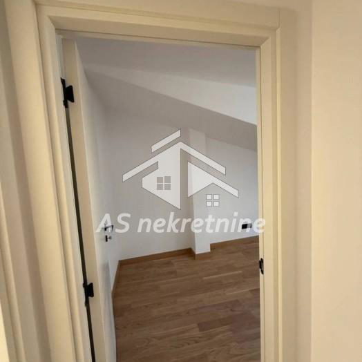 Stan Izdavanje Beograd FON 80 m2