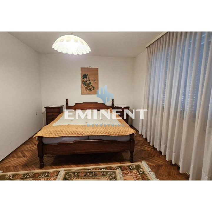 Kuća na prodaju, Kaluđerica, Beograd, 315m², 320.000 €