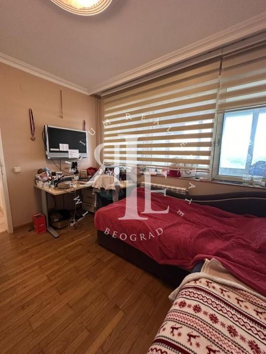 izdavanje-kuca-beograd-qZzgqMRhGL Trosoban stan na prodaju, Paviljoni, Beograd, 86m², 325.000 €