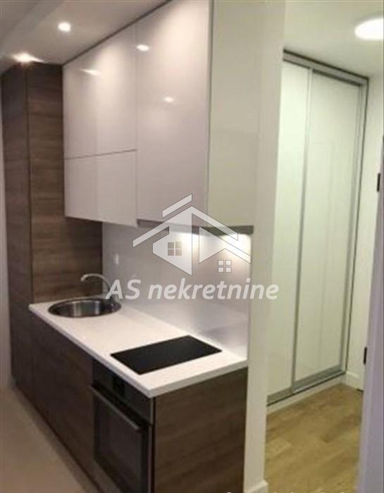 Stan Izdavanje Beograd Južni Bulevar 43 m2