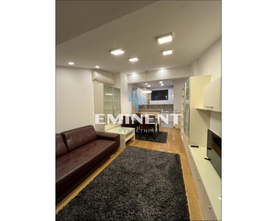 Trosoban stan za izdavanje, Tašmajdan, Beograd, 86m², 1.000 €/mes
