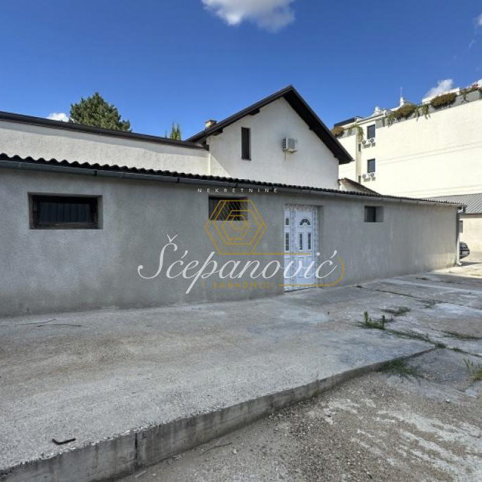 Lokal Izdavanje Novi Sad  664 m2