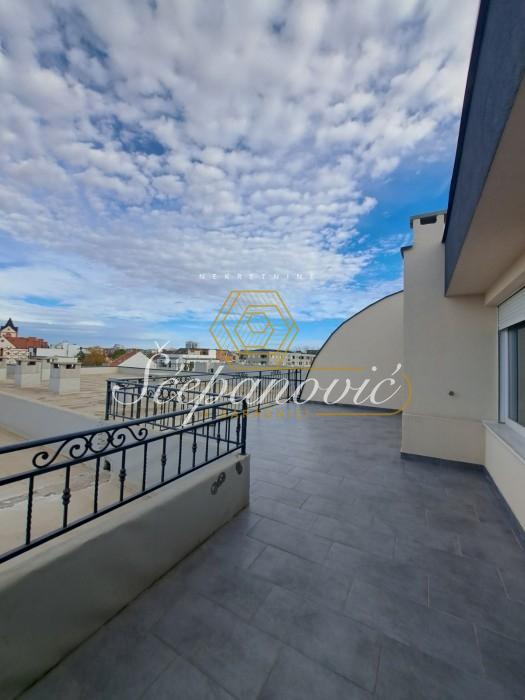 Višesoban stan na prodaju, Telep, Novi Sad, 207m², 352.000 €