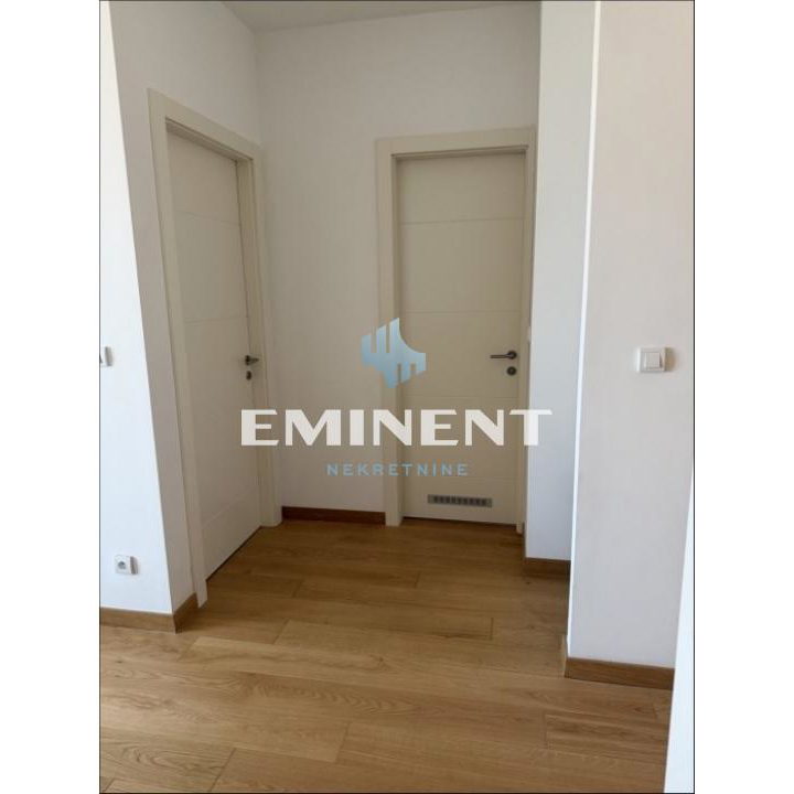 Stan Izdavanje Beograd Blok 65 42 m2