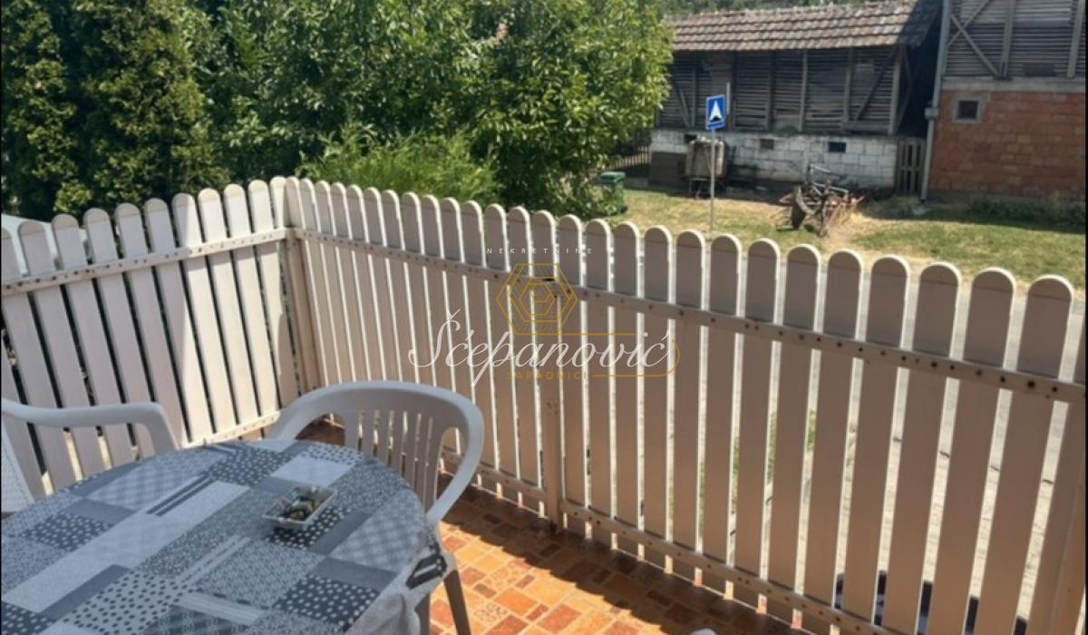 Kuća Prodaja Novi Sad  326 m2