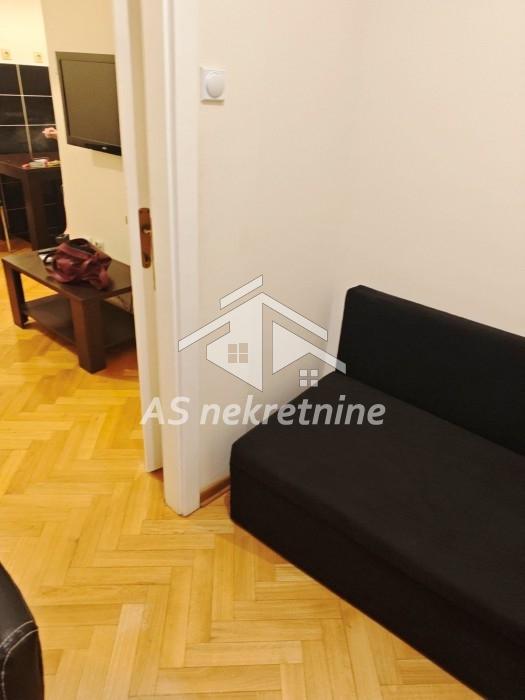 Stan Izdavanje Beograd Blok 22 28 m2