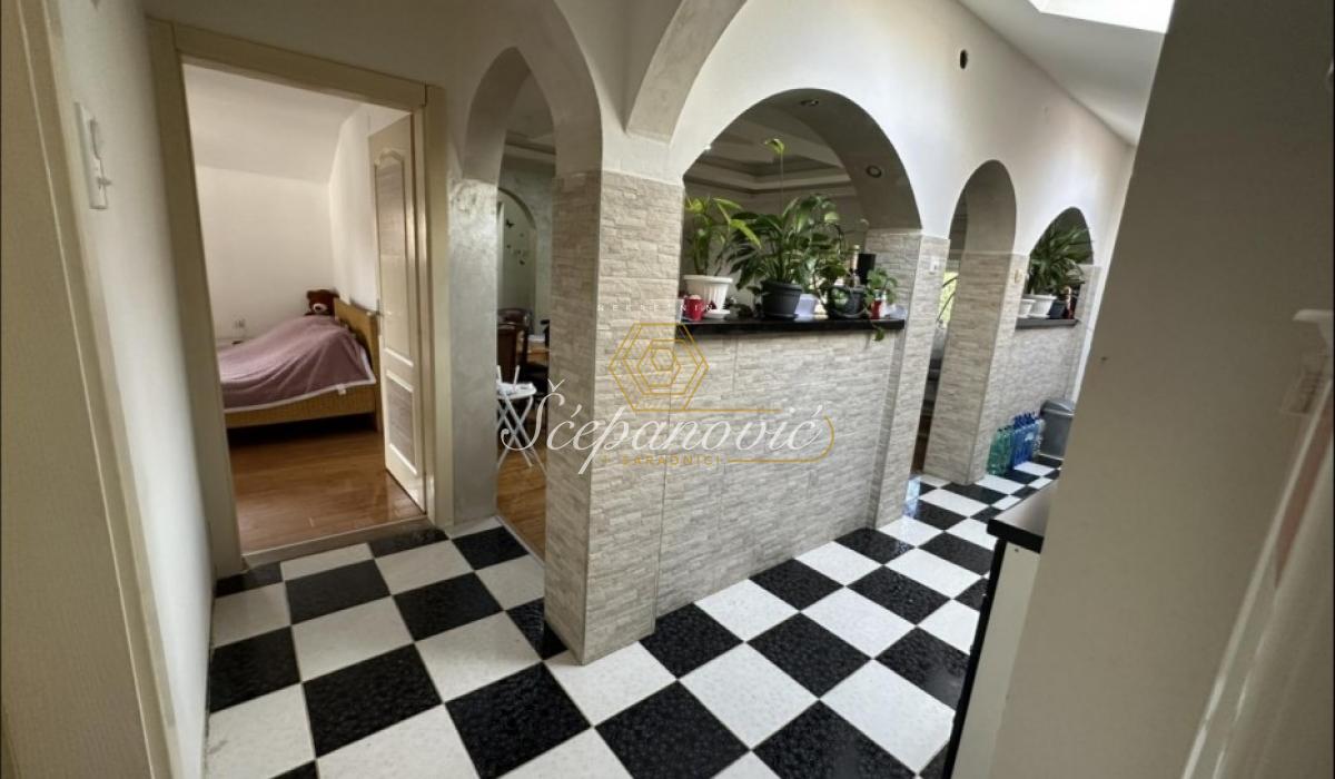 Kuća Prodaja Novi Sad Kuća Prodaja Novi Sad 204 m2